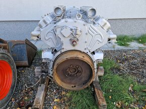 Motor TATRA 815 po repasi - 4