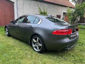 Jaguar XE 2.0D 132Kw 8st automat - 4