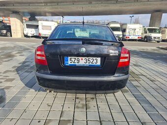 Škoda Octavia II liftback 1,9TDi 77Kw 2006 NEHAVAROVANÁ - 4