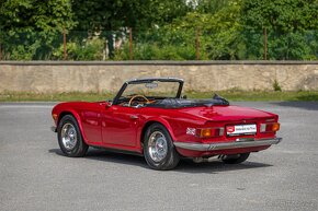 Triumph TR6 - 4