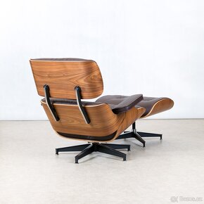 KŘESLO CHARLES & RAY EAMES S PODNOŽKOU - 4