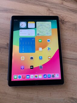 iPad Pro 2. generace 256 GB + LTE + příslušenství - 4