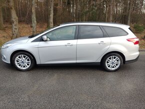 FORD FOCUS 1.0 i EcoBoost Titanium - 4