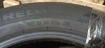 Pirelli 215/60 R16 99V 4mm - 4