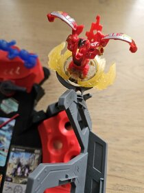 Bakugan aréna + dva bakugany v hodnotě 500kc zdarma - 4