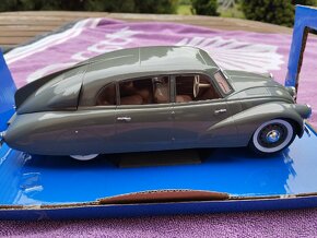 Tatra 87 1:18 Modelcar - 4