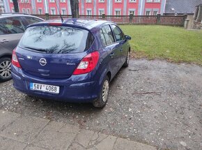 Opel Corsa 1,3 CDTI , 2012 , jede na 3 válce  - 4