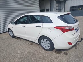 Prodám Hyundai i30 1.4 crdi 66kw - 4