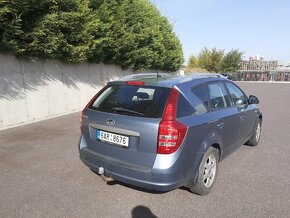 Kia Ceed Combi nafta NOVÁ STK - 4