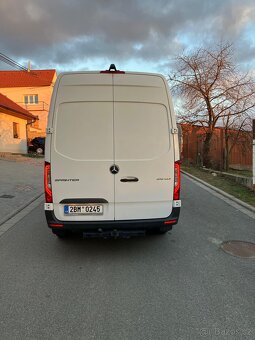 Mercedes Sprinter 319 CDI KAWA MIXTO, bílá, Motor V6 140 KW - 4