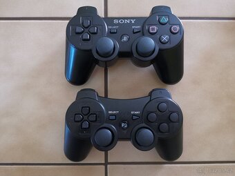 Sony ovladač na Playstation 3 + druhý nový - 4