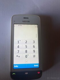 Nokia C5-03 včetně nabíječky - 4