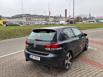 Volkswagen Golf 2.0TSi 155kW GTi - 4