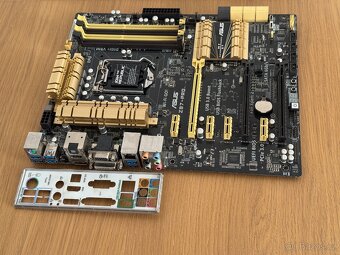 ASUS Z87-PRO - základní deska ATX, Intel LGA 1150 - 4