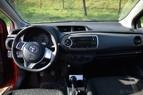 Toyota Yaris 2012 1.0 - 4