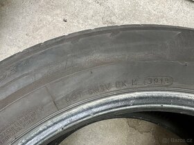 Hankook - 235/60 R18 - 4