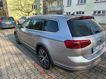 VW Passat 2.0 BiTDi 4x4 R line DSG Kombi - 4