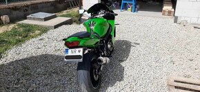 Kawasaki ninja zx9r - 4