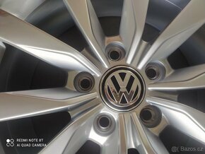 Prodám originál alu Volkswagen  7x17 5x112 ET49 nové - 4