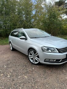 Volkswagen Passat b7 2.0 tdi 103 kw. 2011 rok. - 4