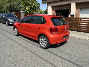 VW Polo 1.4 16v 63 kw benzín HIGHLINE, 1. Majitel - 4