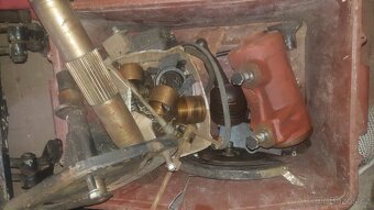 Víko hydrauliky zetor 5611-69 - 4