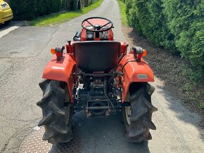 traktor Kubota ZB1402-M , 14Hp, 4x4 - 4