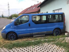 Prodám Renault Trafic 2,5 dCi plošina pro převoz invalidy - 4