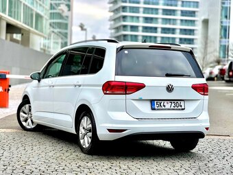 Volkswagen Touran 2017 DSG - 4