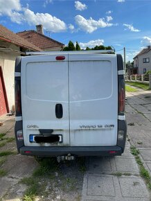 Opel Vivaro 1.9 - 4