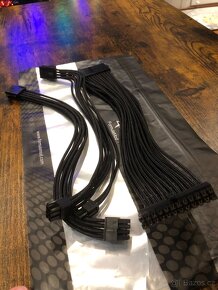 Opletené prodlužovací kabely PSU Extension Cable Kit - 4