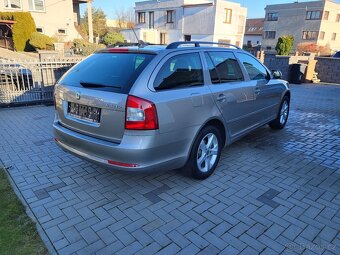 Škoda Octavia combi 1.4 Tsi 90kw,bohatá výbava,top stav - 4