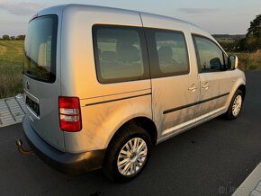 Volkswagen Caddy 1.6 TDI, 2x šoupačky, tažné - 4