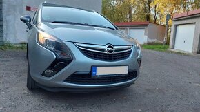 Opel Zafira Tourer 1.6 CDTi Cosmo - 4