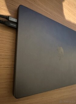 Prodám Macbook Pro 14, M3 Pro, 1000GB, 18GB RAM - 4