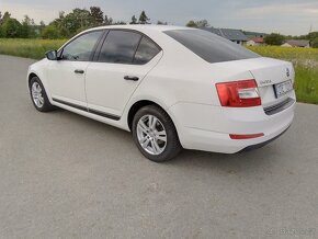 Škoda Octavia 1,6 Tdi najeto 74 000 km - 4