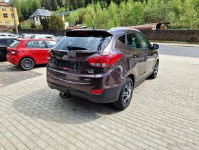 HYUNDAI ix35, 2.0 CRDi (100 kW), 4x4, 148 tis. km - 4