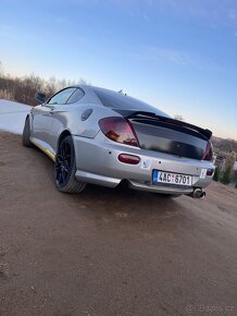 Hyundai Coupe 2.7 V6 - 4