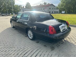 Lincoln TownCar Signatureseries 4,6 V8 161kW - 4