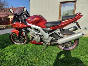 Suzuki SV1000S - 4