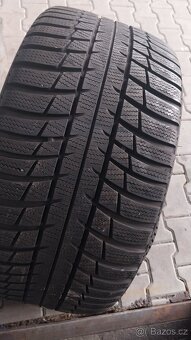 Prodám 2 x zimní pneu Bridgestone 255/35/19 - 4