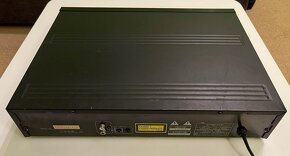 Pioneer PD-T303 TWIN-TRAY COMPACT DISC PLAYER Made in Japan - 4