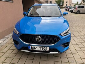 MG ZS 1.5 ESSENTIAL - 4