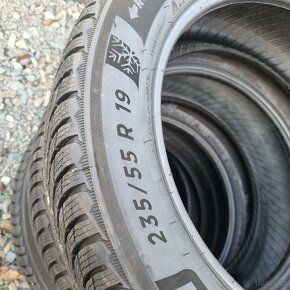 235/55/19 Michelin Alpin 4ks 8mm jak nové - 4