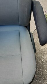 Přední sedačky VW T6 1+2 - 4