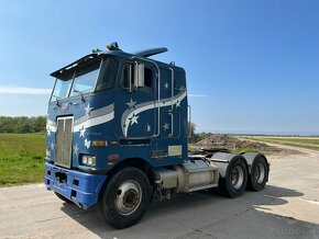 Peterbilt 362 cabover 1992 - 4