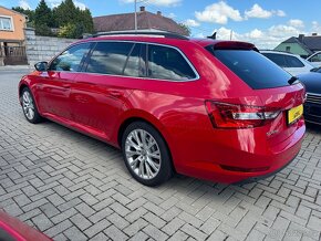 Škoda superb III 2.0TDI 110kw FULLLED VIRTUAL DSG ACC 2021 - 4