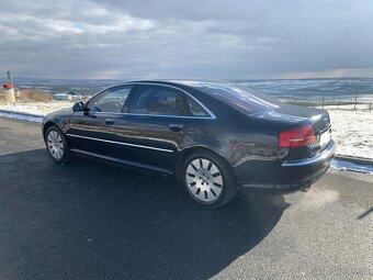 Audi A8 long 4.2 fsi 257kw (vládní) - 4