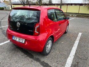 VW UP - 4