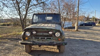 UAZ 469 - 4